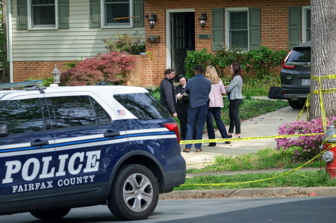  Law enforcement secure a crime scene outside the home of former Virginia Lt Gov Justin Fairfax on April 16, 2026 in Annandale, Virginia.Alex Wong/Getty Images 