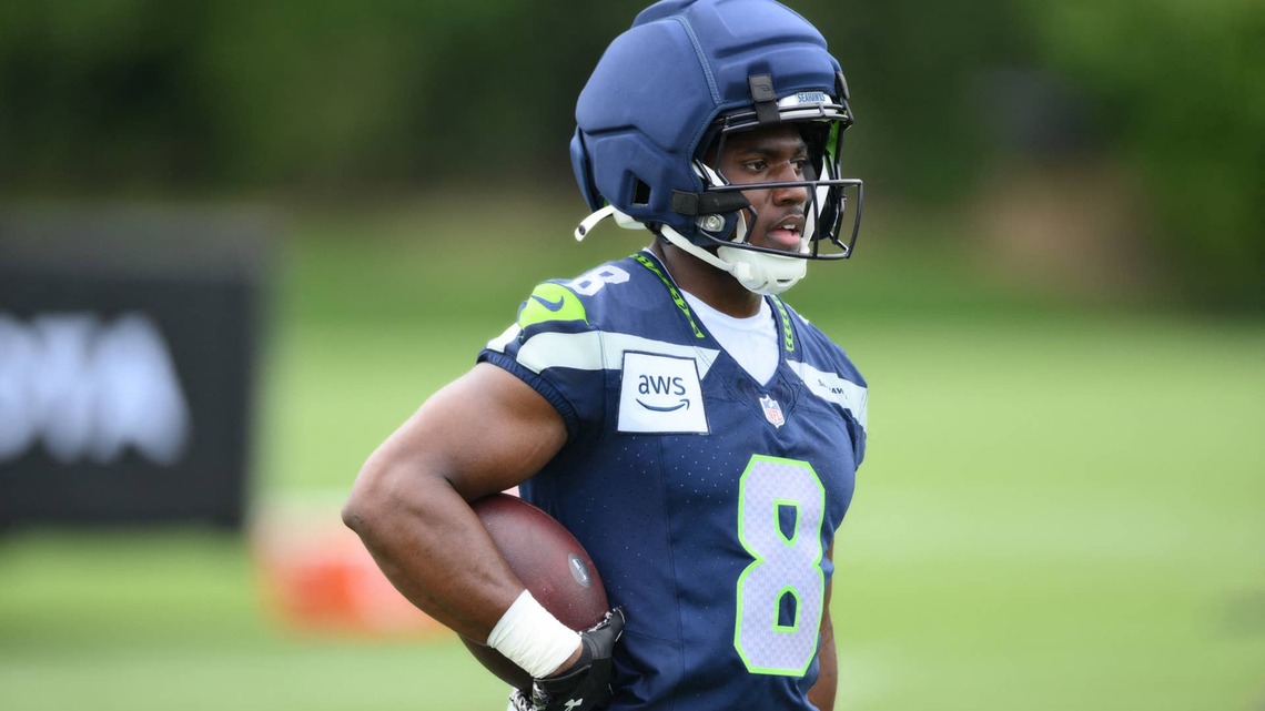 Seahawks Insider Reveals Potential Plan for Jadarian Price 