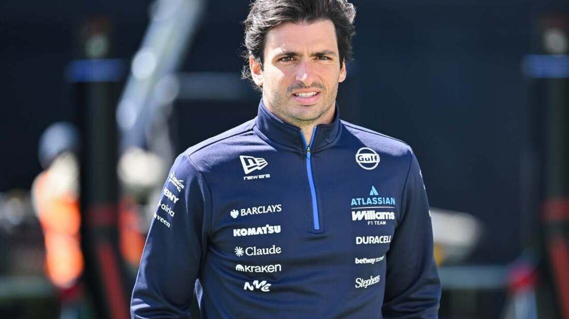 Carlos Sainz reaches multi-year extension with Williams 