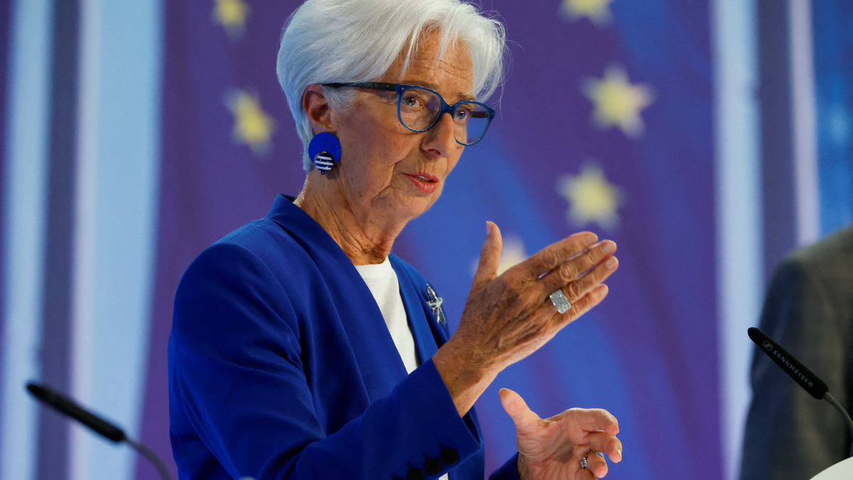 European Central Bank (ECB) President Christine Lagarde speaks to reporters following the Governing Council's meeting, in Frankfurt, Germany June 11, 2026. REUTERS/Heiko Becker