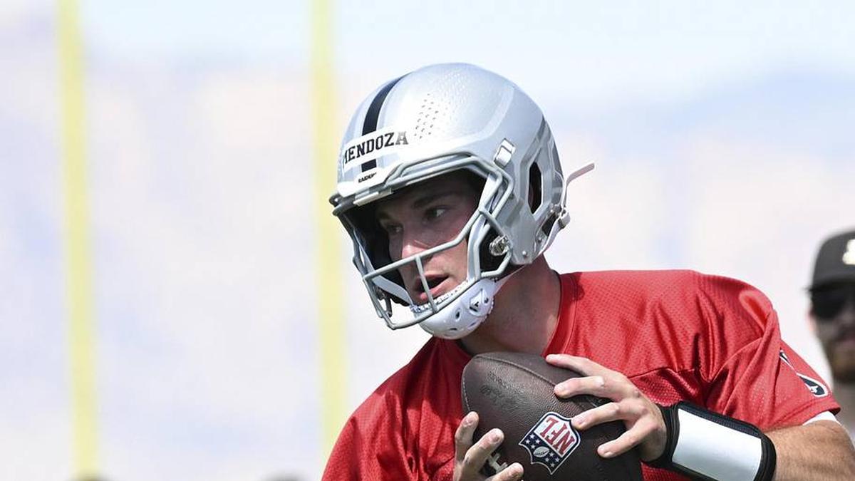  May 2, 2026; Henderson, NV, USA; Las Vegas Raiders quarterback Fernando Mendoza (15) runs through a drill during a Rookie Minicamp at Intermountain Health Performance Center. Mandatory Credit: Candice Ward-Imagn Images | Candice Ward-Imagn Images 