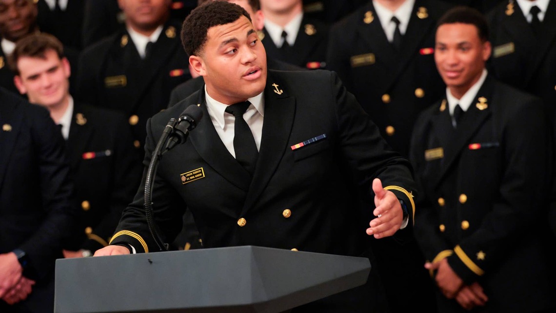 NFL Rookie Arrives At 1st Game Wearing Military Dress Uniform 