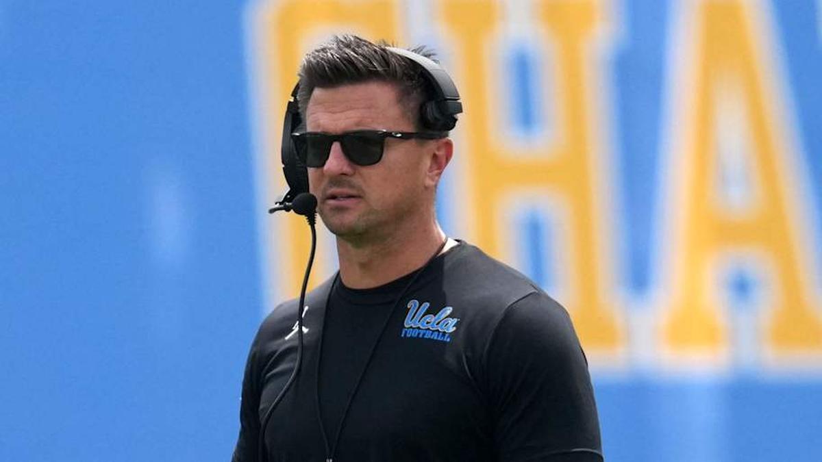  May 2, 2026; Pasadena, CA, USA; UCLA Bruins coach Bob Chesney reacts during the spring game at Rose Bowl. Mandatory Credit: Kirby Lee-Imagn Images | Kirby Lee-Imagn Images 
