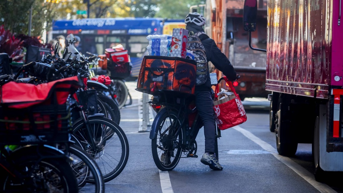 DoorDash's $17 billion Instacart deal raises new warning for shoppers