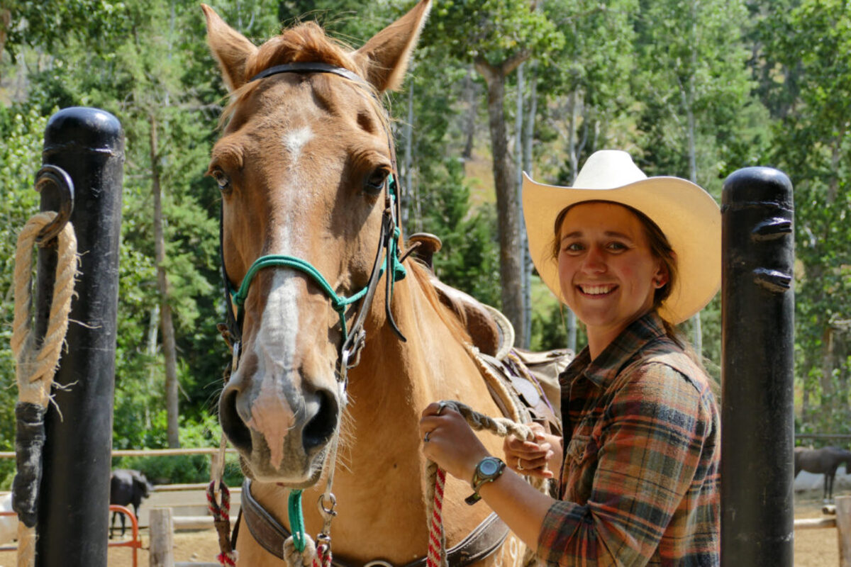  Pro trail guides make horseback riding fun and safe. Photo credit: Bill Cody Ranch 