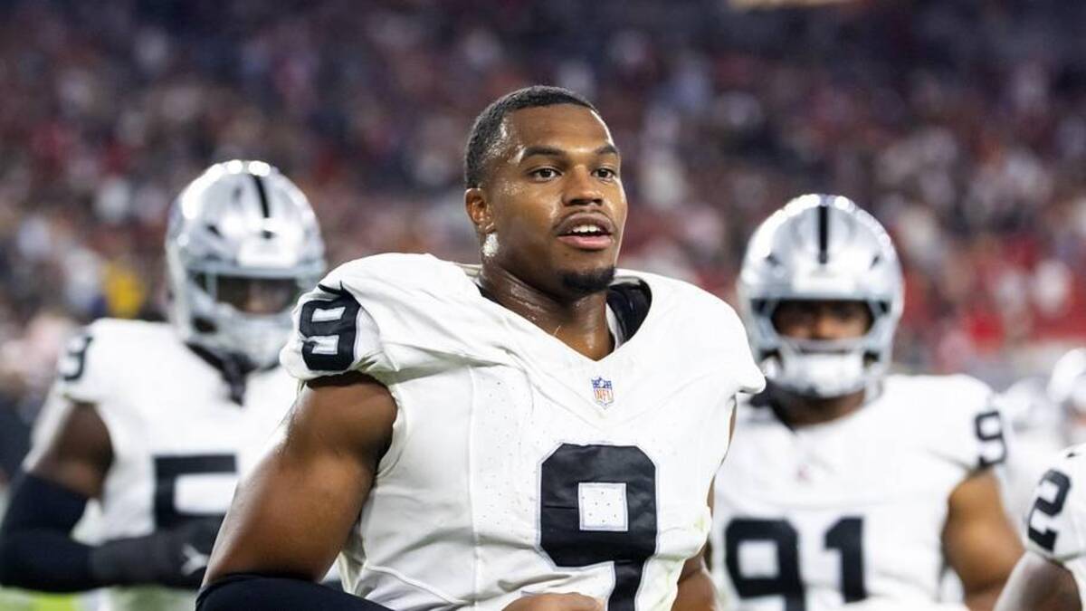 Aug 23, 2025; Glendale, Arizona, USA; Las Vegas Raiders defensive end Tyree Wilson (9) against the Arizona Cardinals during a preseason NFL game at State Farm Stadium. Mandatory Credit: Mark J. Rebilas-Imagn Images | Mark J. Rebilas-Imagn Images 