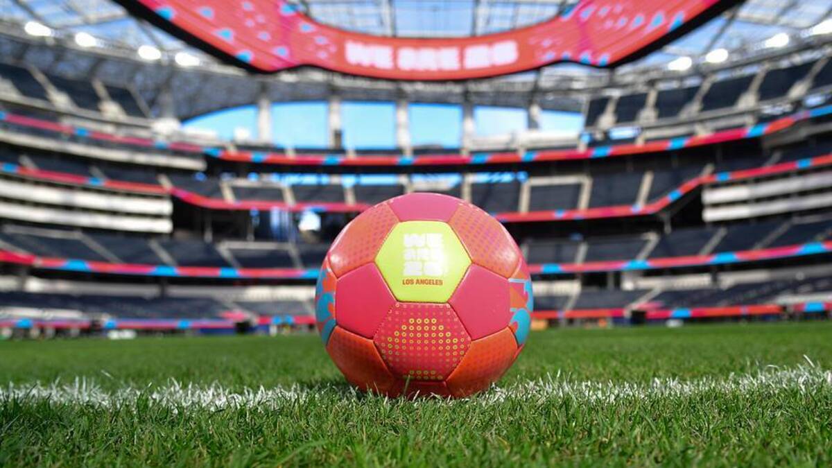  The U.S. men's national team won its opener World Cup opener on a newly installed grass surface at Sofi Stadium. | Gary A. Vasquez-Imagn Images 