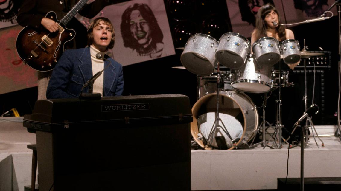 This 1973 Feel-Good Hit by The Carpenters Still Hits All the Right Notes 53 Years Later 