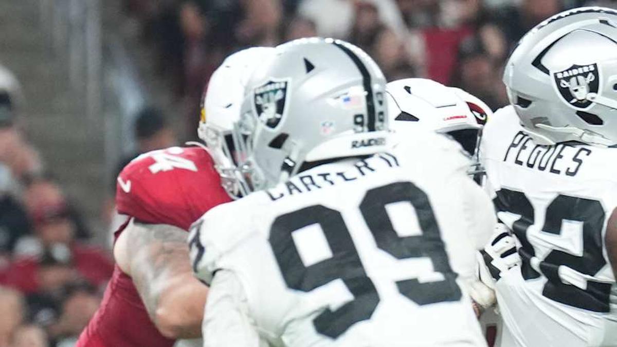  Aug 23, 2025; Glendale, Arizona, USA; Arizona Cardinals quarterback Clayton Tune (15) passes against the Las Vegas Raiders during the second half at State Farm Stadium. Mandatory Credit: Joe Camporeale-Imagn Images | Joe Camporeale-Imagn Images 