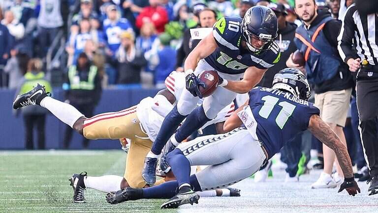 49ers capitalize on four turnovers to down Seahawks, soar to top of NFC West at 5-0