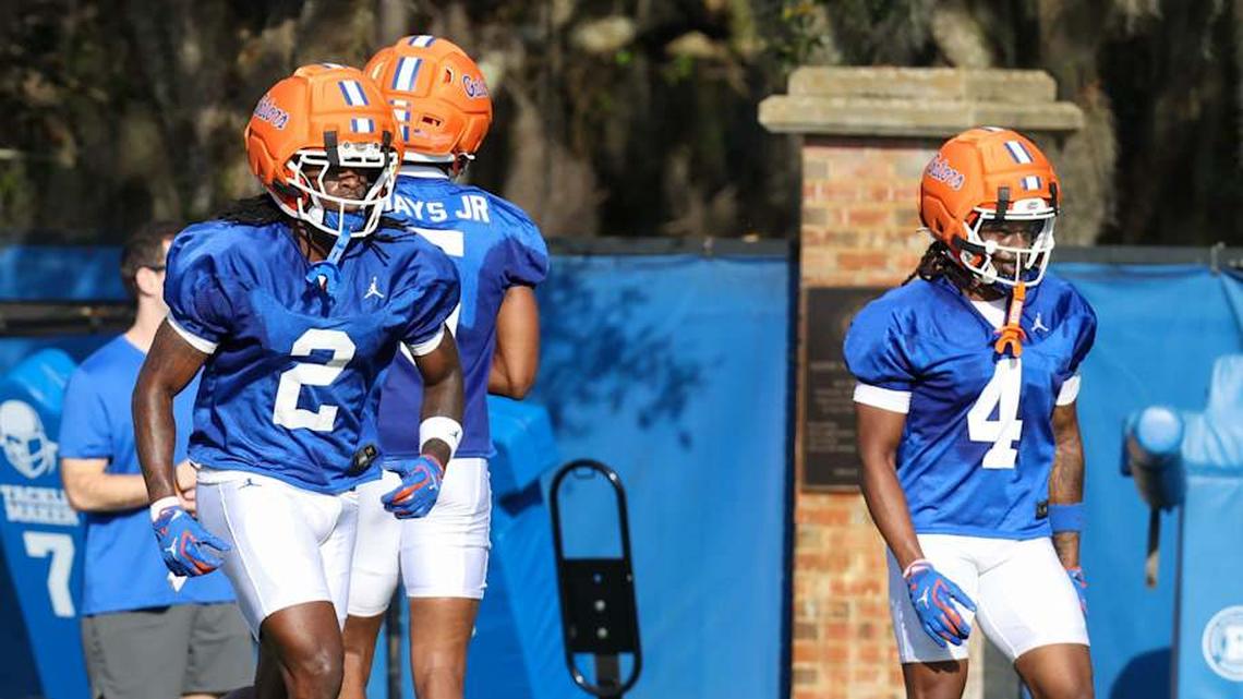  Eric Singleton (2) and TJ Abrams (4). | Alan Youngblood/Gainesville Sun / USA TODAY NETWORK via Imagn Images 