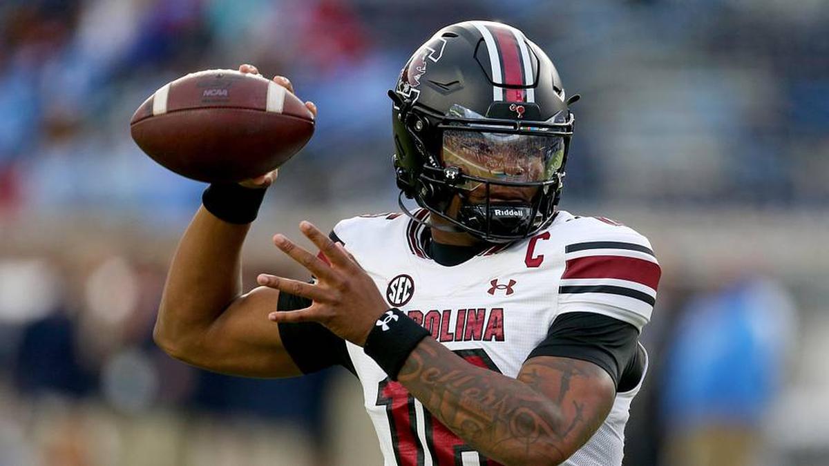  South Carolina quarterback LaNorris Sellers was plagued by a patchy offensive line last season. | Petre Thomas-Imagn Images 