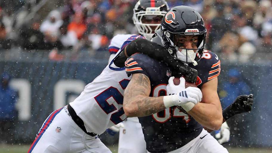  Chicago tight end Colston Loveland had 58 catches for 713 yards and six touchdowns in his rookie season. | Mike Dinovo-Imagn Images 