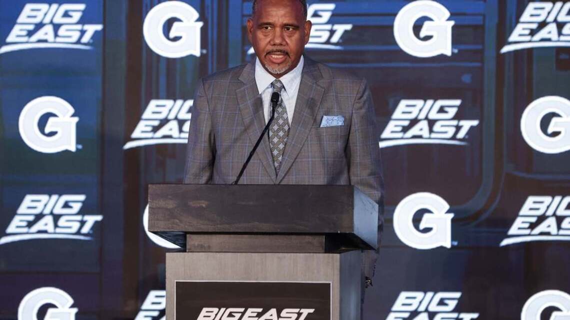 Georgetown, Loyola begin rebuilding efforts with new rosters 
