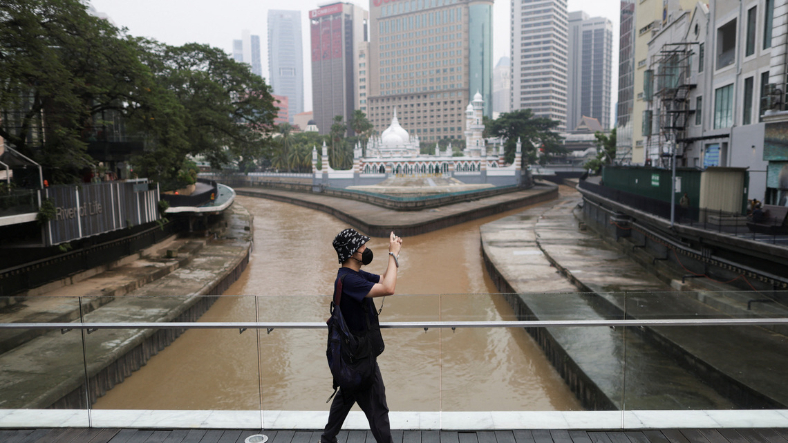 Malaysia's economy grows 5.3% on year in Q3, official advance estimate shows 
