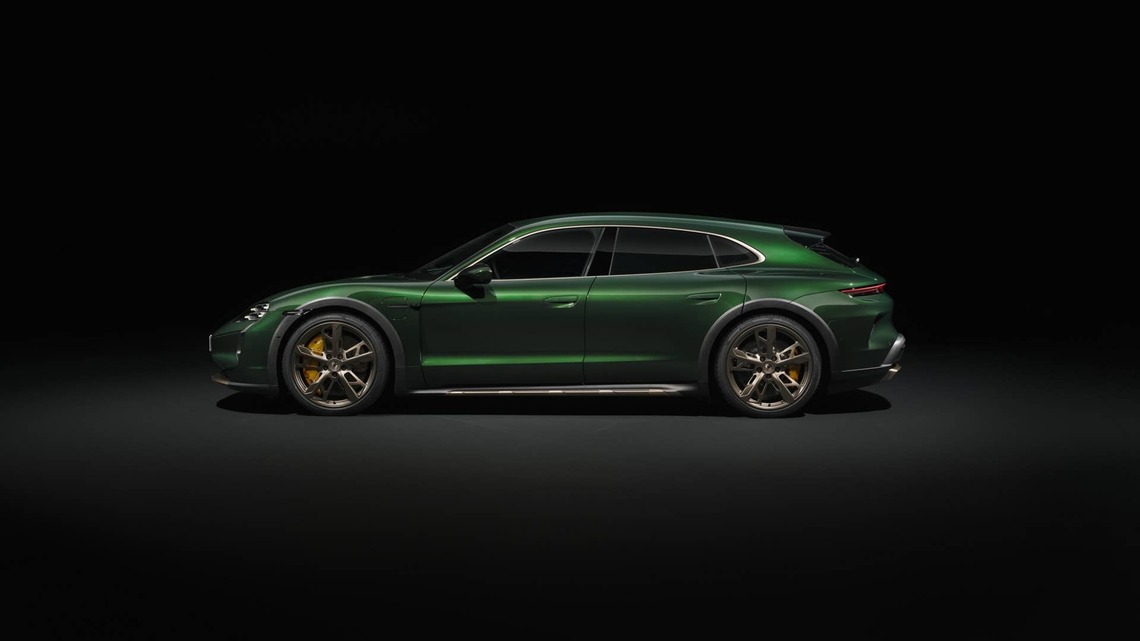 2025 Porsche Taycan Cross Turismo