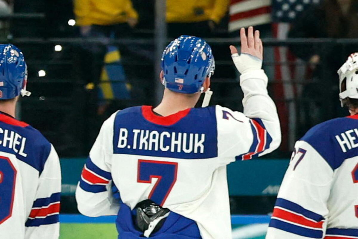  Report: Senators Players Grew Tired Of The Noise Around Brady Tkachuk, Including His Podcast 