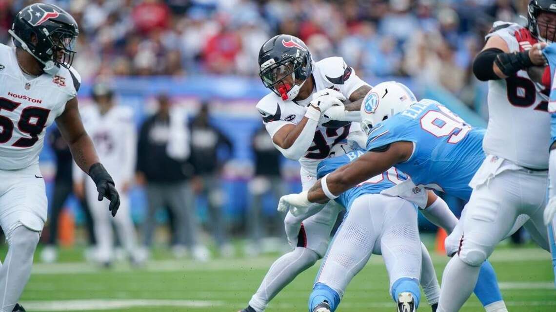 Texans rule out David Montgomery, Jalen Pitre for London bout vs. Jags