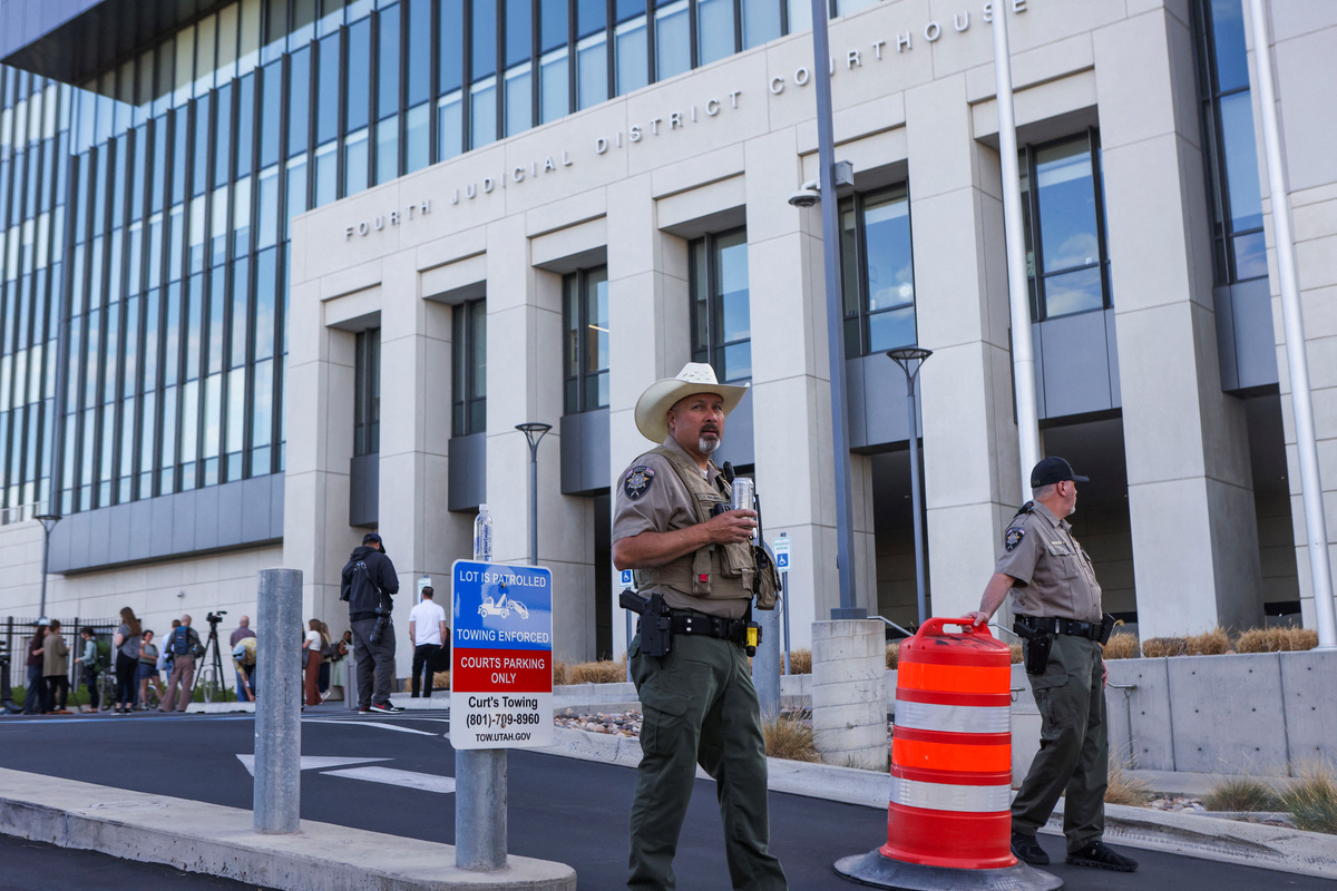 Law enforcement officers stand guard before a preliminary hearing for Tyler Robinson, the man accused of killing conservative activist Charlie Kirk, in Provo, Utah, U.S., July 6, 2026.  REUTERS/Jim Urquhart