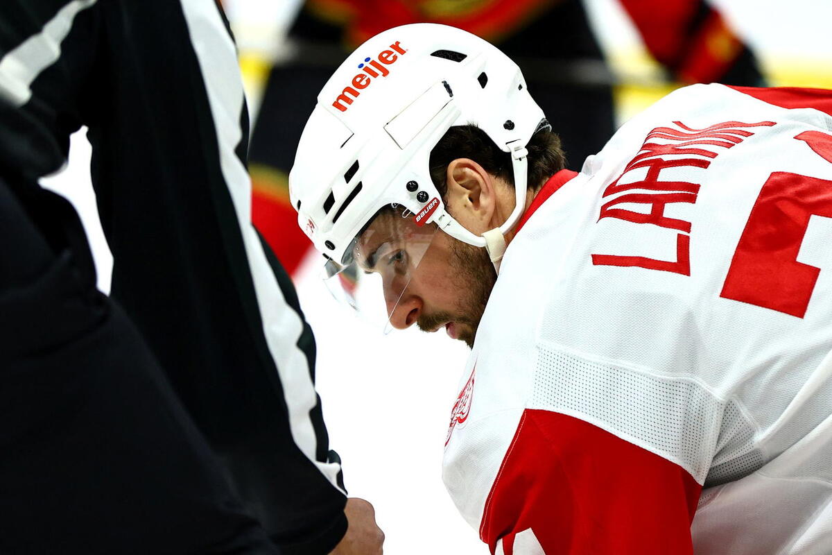  Opinion: Dylan Larkin's Reported Trade Request Shouldn't Surprise Red Wings 