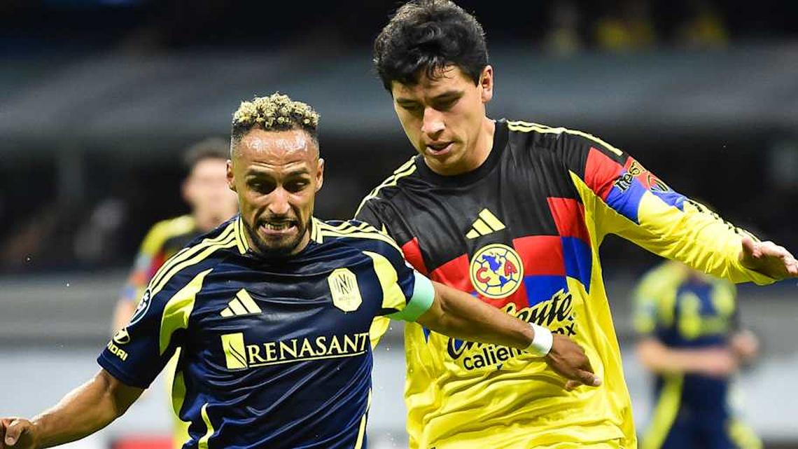  Hany Mukhtar (left) could be rested after scoring the historic goal against Club América. | Rodrigo Oropeza/Getty Images 
