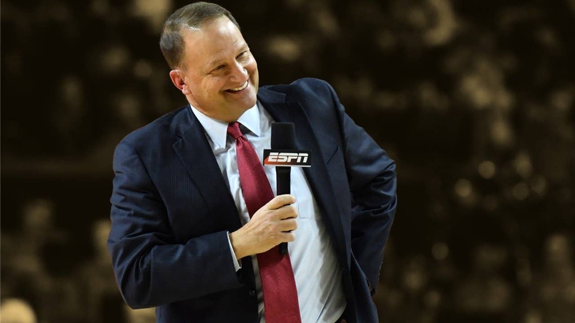 Dan Dakich thinks the WNBA doesn't have the maturity as a league to handle the spotlight: "You all have fallen under the weight" 