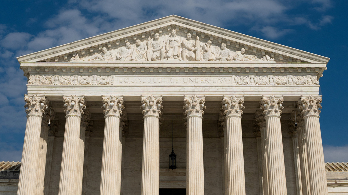 Supreme Court lets Trump resume third-country deportations 