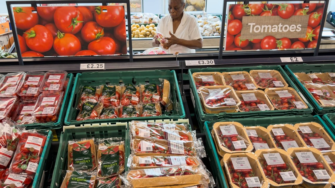 Grocery store chain using facial scanning technology to prevent theft 