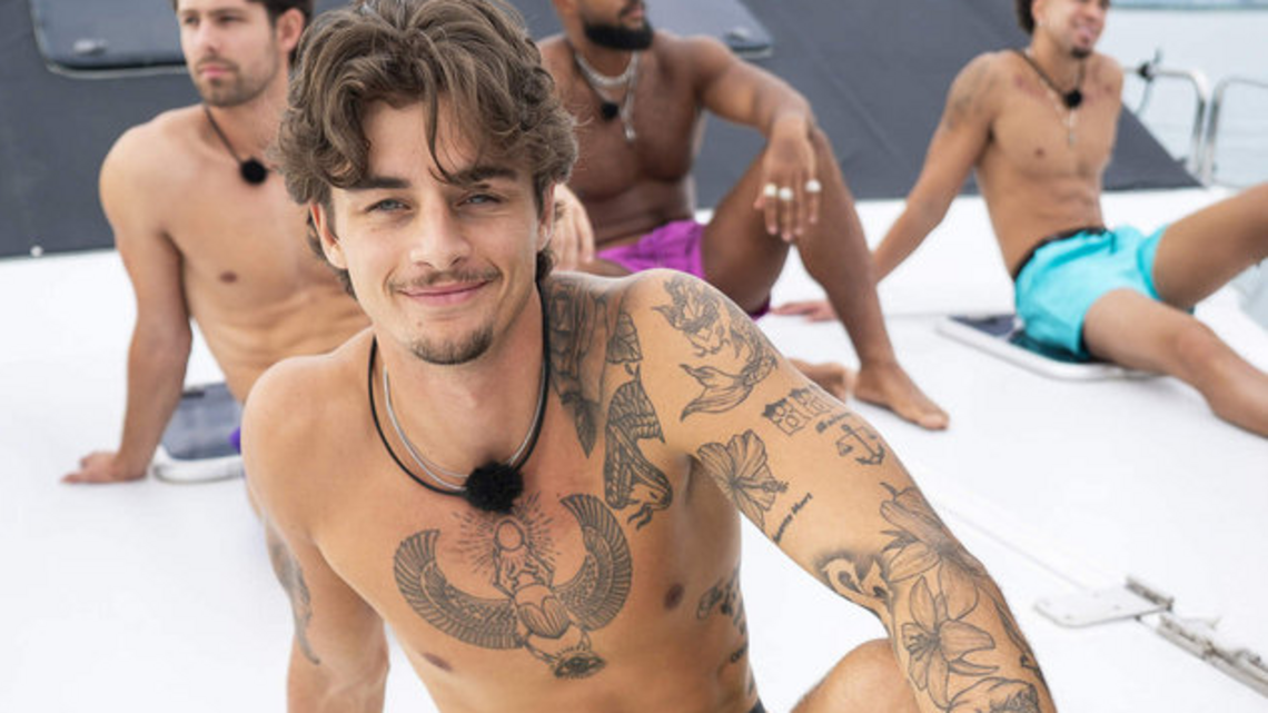 Dumped 'Love Island USA' Star Reacts to the Internet Drama Waiting For Him at Home 