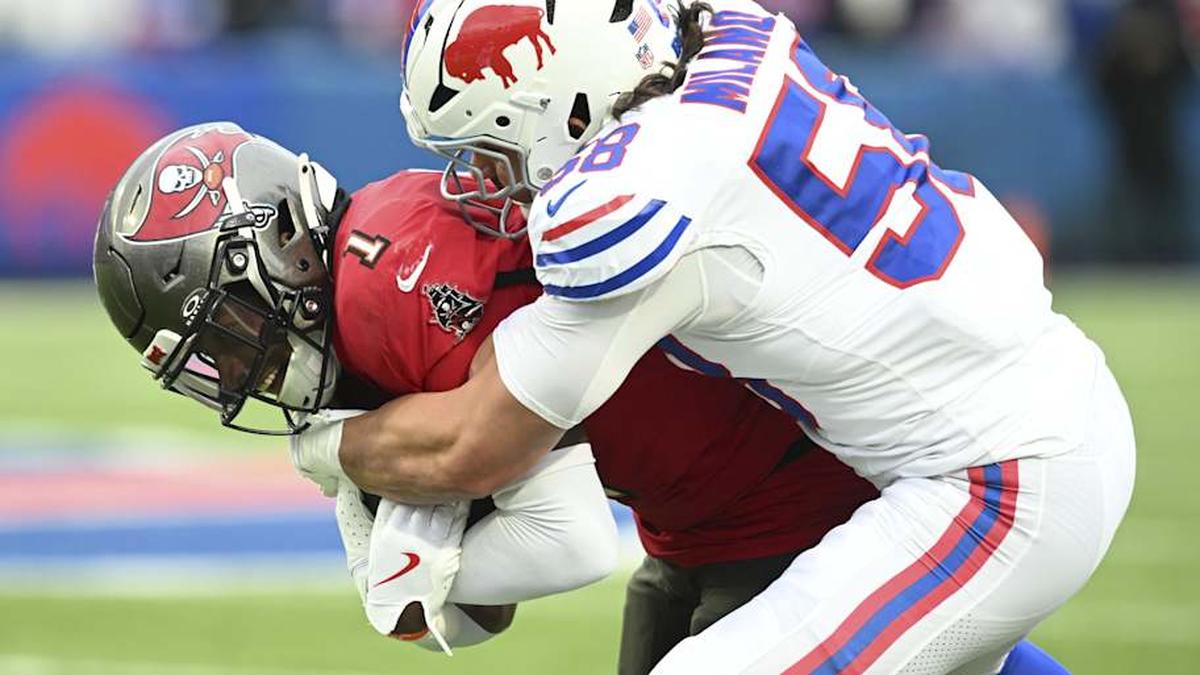  Nov 16, 2025; Orchard Park, New York, USA; Tampa Bay Buccaneers running back Rachaad White (1) runs the ball against Buffalo Bills linebacker Matt Milano (58) during the first quarter of the game at Highmark Stadium. Mandatory Credit: Mark Konezny-Imagn Images | Mark Konezny-Imagn Images 