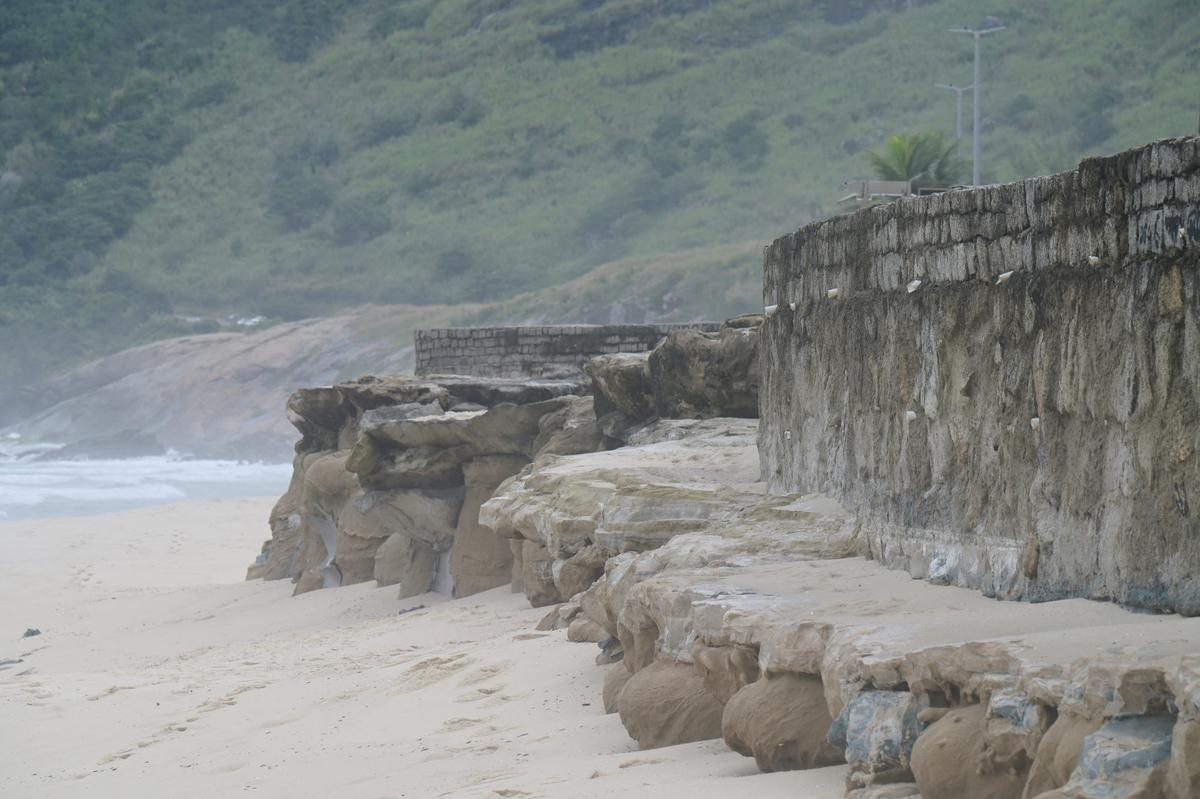 The Macumba Beach after it was affected by the May 22 storm surge in Recreio dos Bandeirantes, Rio de Janeiro, Brazil, June 2, 2026. REUTERS/Tita Barros