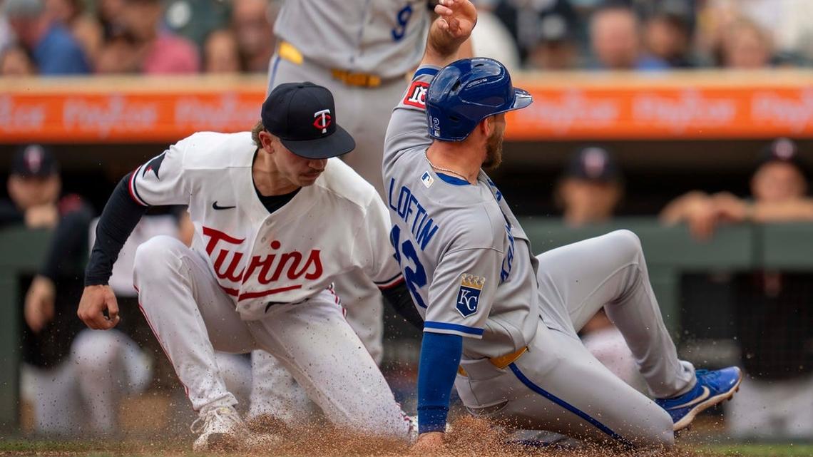 Josh Rojas' pinch-hit single in ninth pushes Royals past Twins 