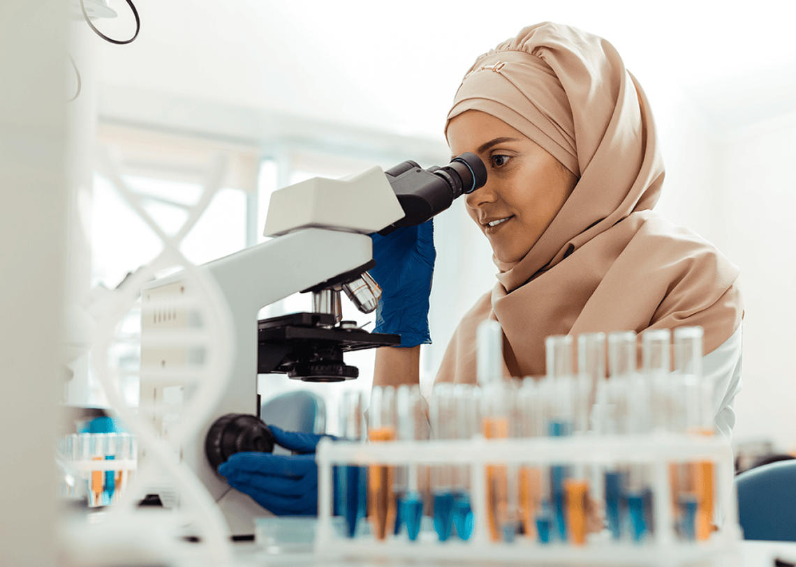  YAKOBCHUK VIACHESLAV // Shutterstock 