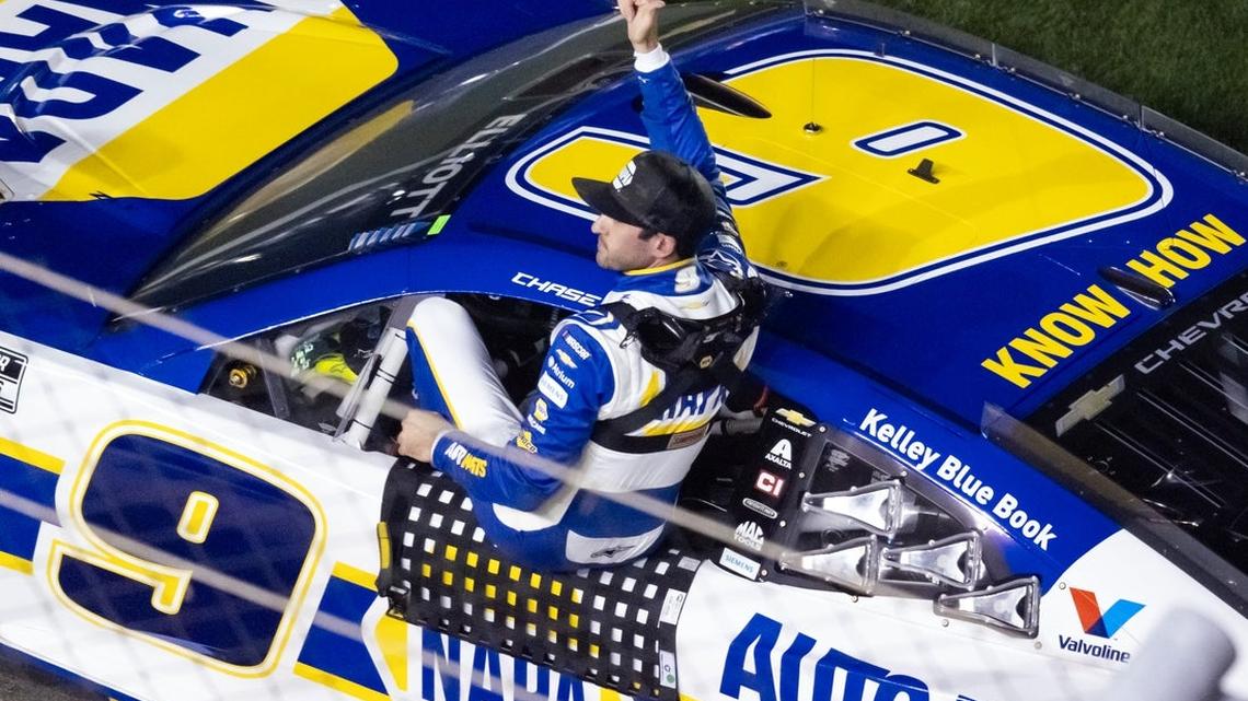Chase Elliott wins third career Daytona Duel, taking second race 