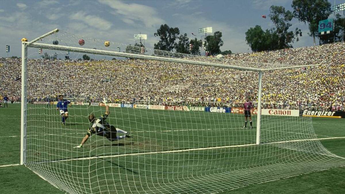  Baggio's missed penalty cost Italy the '94 World Cup. | Henri Szwarc/Bongarts/Getty Images 