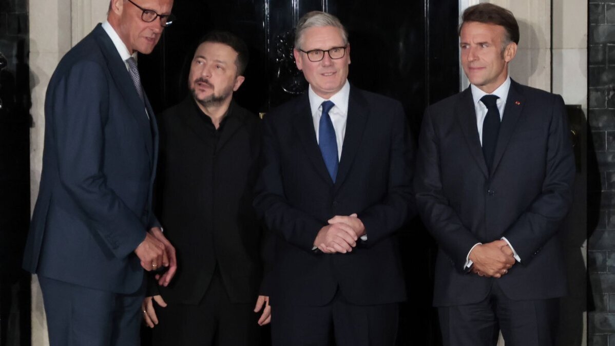 German Chancellor Friedrich Merz, Ukraine's President Volodymyr Zelensky, British Prime Minister Keir Starmer and French president Emmanuel Macron stand on the steps of No.10 Downing Street in London on Sunday. The four met to discuss peace in Ukraine. Photo by Hugo Philpott/UPI