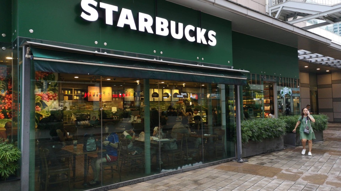 Starbucks could acquire Chipotle in blockbuster restaurant deal 