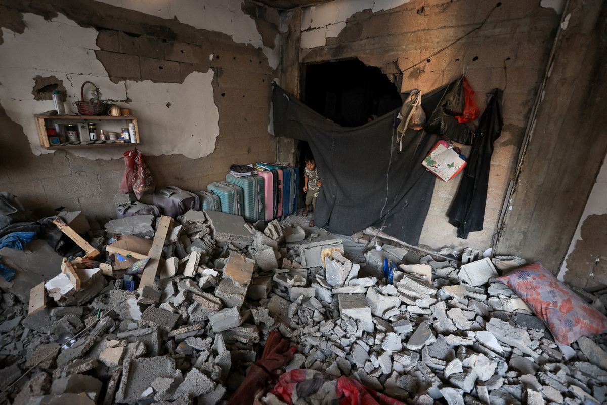 Israeli fire kills four people in Gaza, medics say | Modesto Bee