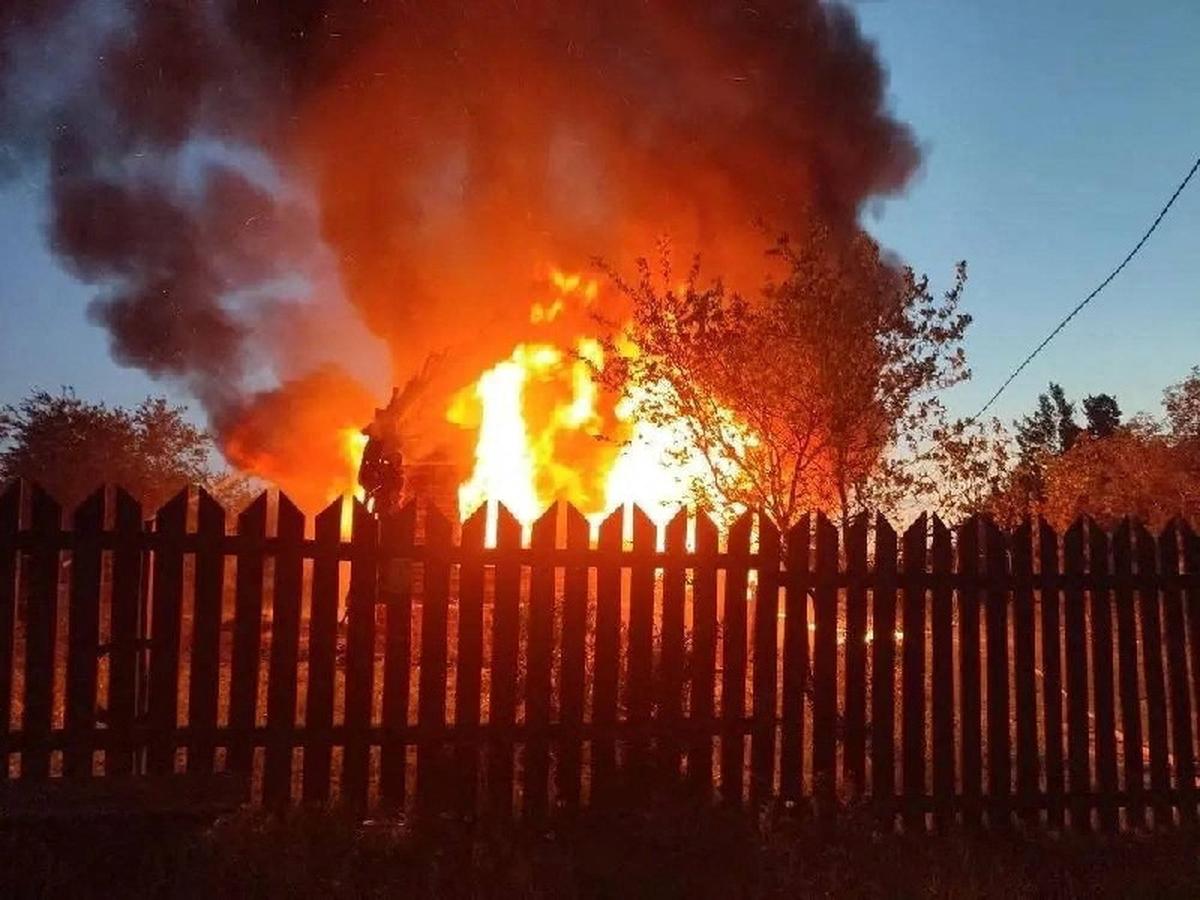 A house is on fire after a Ukrainian drone attack in the village of Subbotino, Naro-Fominsk District, in the Moscow region, Russia May 17, 2026.  Moscow Regional Governor Andrei Vorobyov/Handout via REUTERS