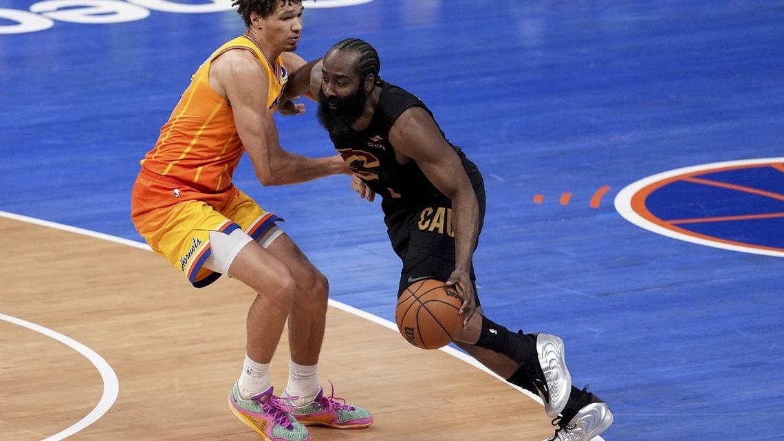 NBA roundup: Cavaliers dump Hornets for 7th straight win 