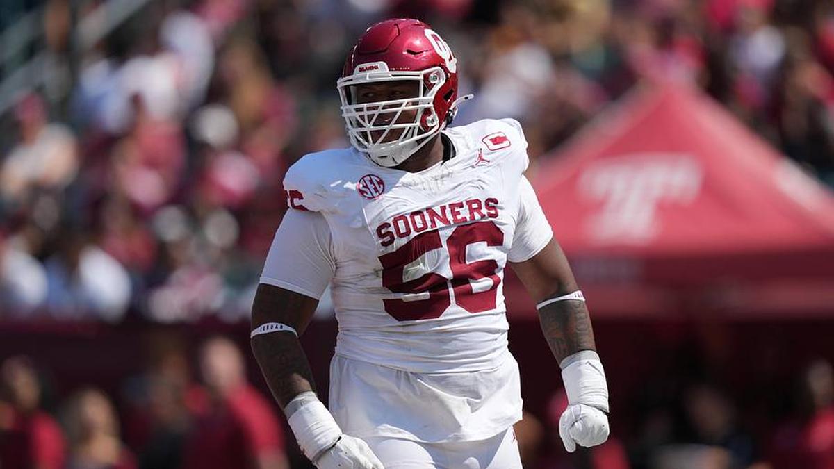  Sep 13, 2025; Philadelphia, Pennsylvania, USA; Oklahoma Sooners defensive lineman Gracen Halton (56) reacts against the Temple Owls in the first half at Lincoln Financial Field. Mandatory Credit: Kyle Ross-Imagn Images | Kyle Ross-Imagn Images 