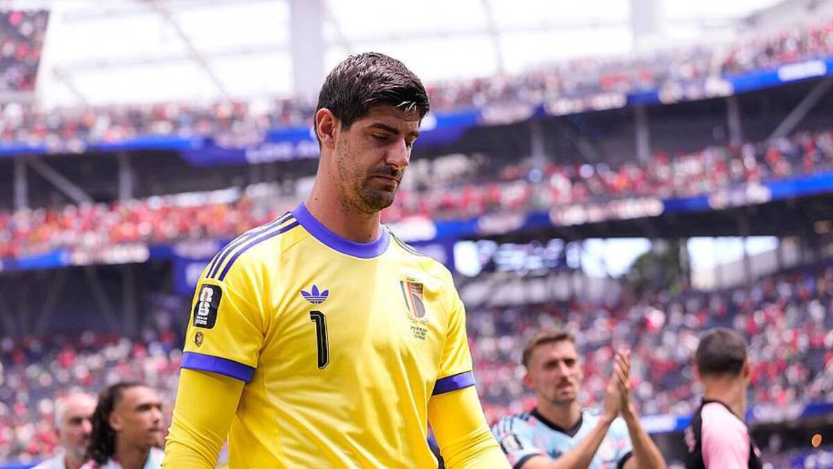 Thibaut Courtois may have played his last game for Belgium. | Jose Breton/Pics Action/NurPhoto/Getty Images 