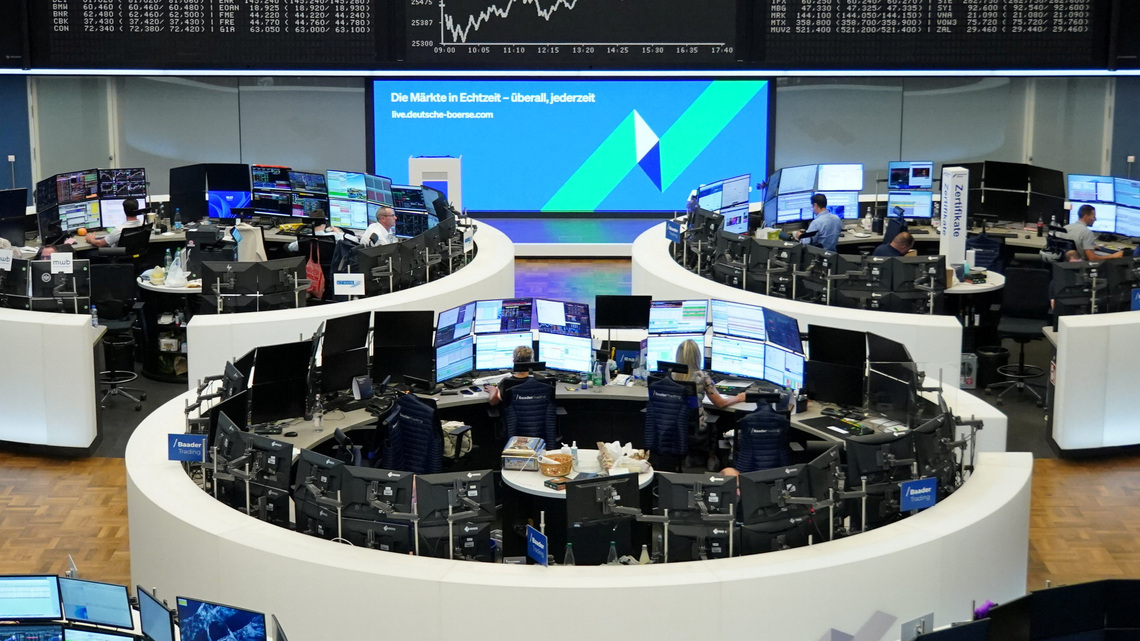 European stocks hit record high on tech, earnings boost; eye monthly gain 
