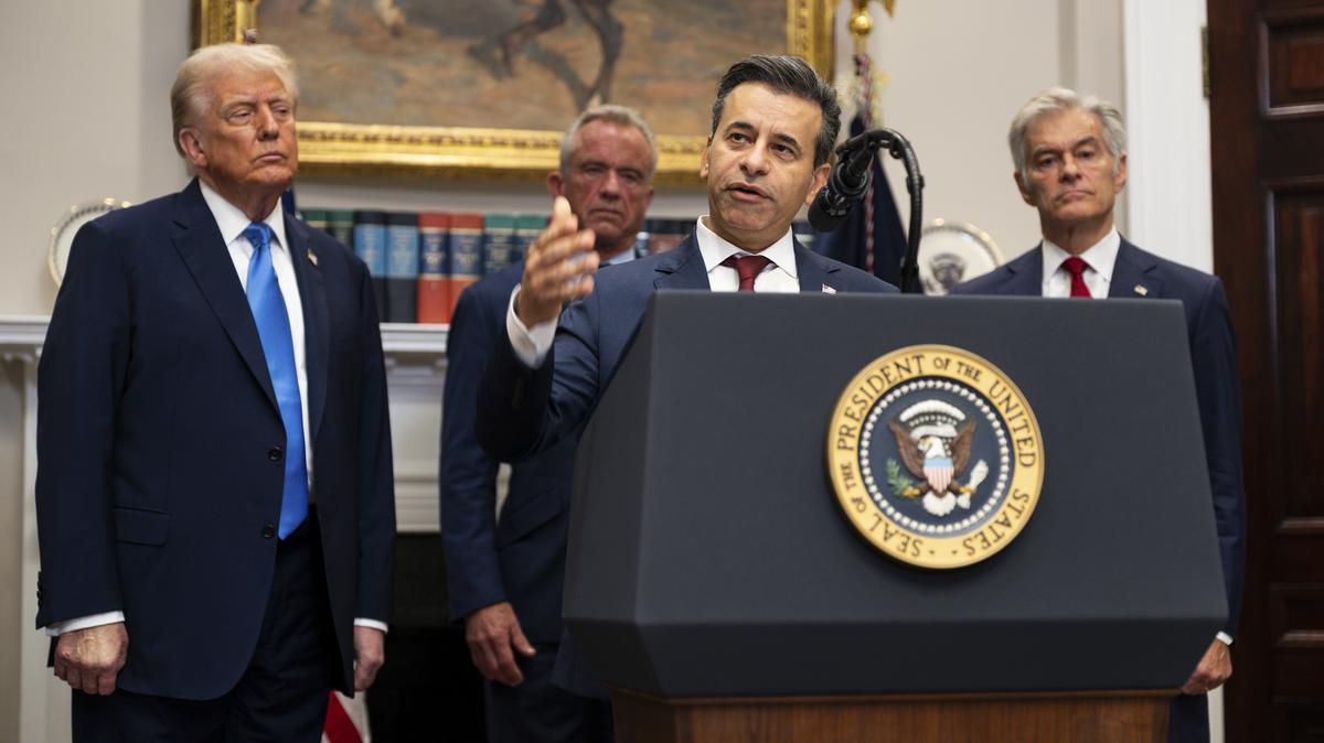 Dr. Marty Makary, then the Food and Drug Administration commissioner, speaks during an event in the Roosevelt Room of the White House in Washington, Sept. 22, 2025. Makary resigned on Tuesday, May 12, telling associates he could not remain the head of an agency that backed the Trump administration's new vape policy.