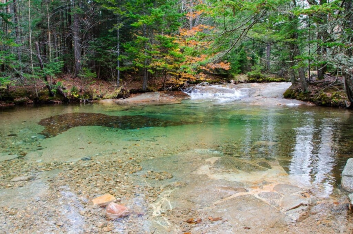  Fall on a lake in the White Mountains of New Hampshire. Photo credit: Pixabay 