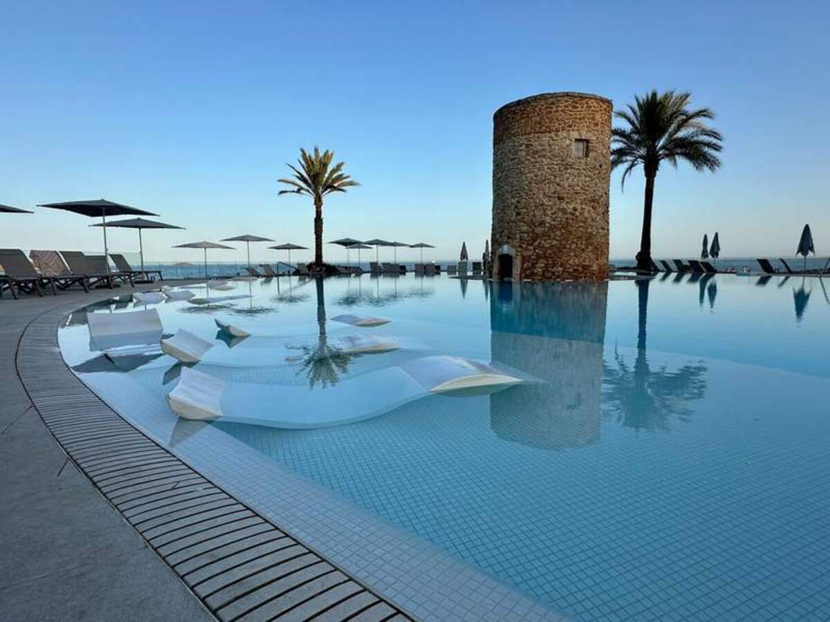  The pool area at the splendid Hotel Torre del Mar. Photo credit: Margot Black 