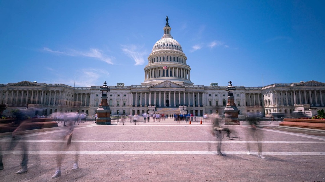 Bipartisan senators target Social Security's shortfall 