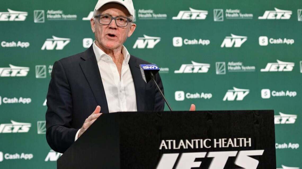 Jets' Woody Johnson buys minority stake in Aston Martin F1 team 