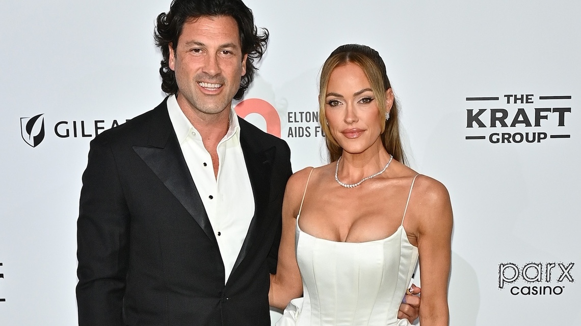 DWTS' Peta and Maks Cry as They Reveal 'New Chapter' With Move to Florida 