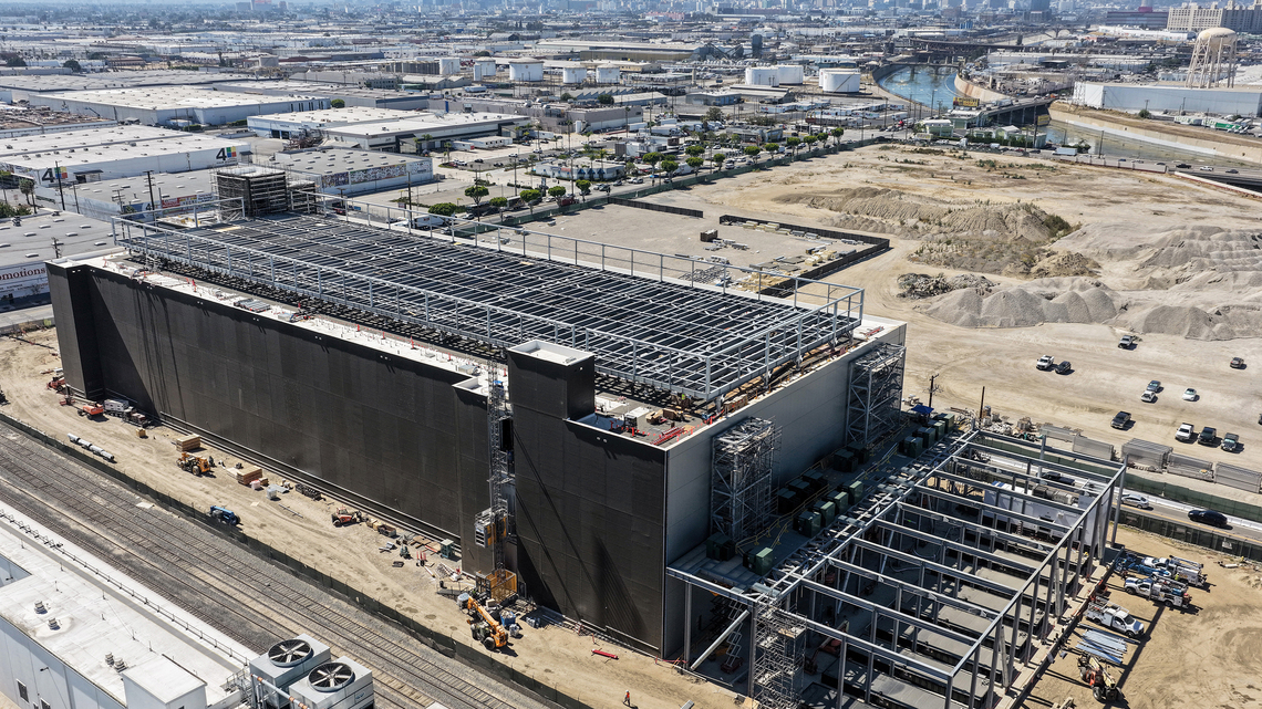 Commentary: Data centers consume like cities. They should contribute like cities as well 